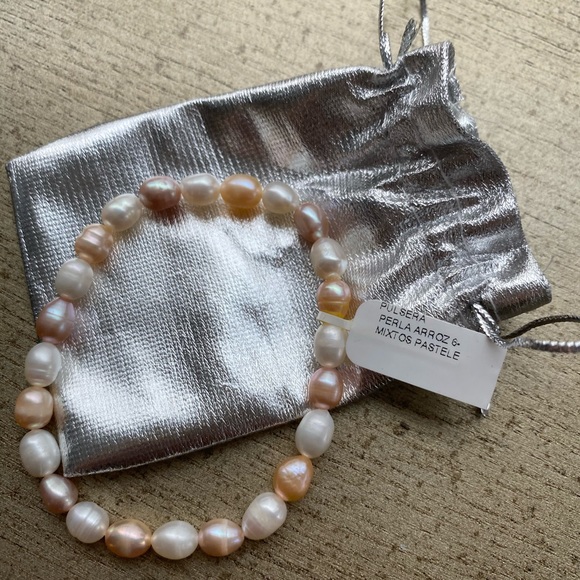 Fresh water pearl bracelet - Picture 2 of 4